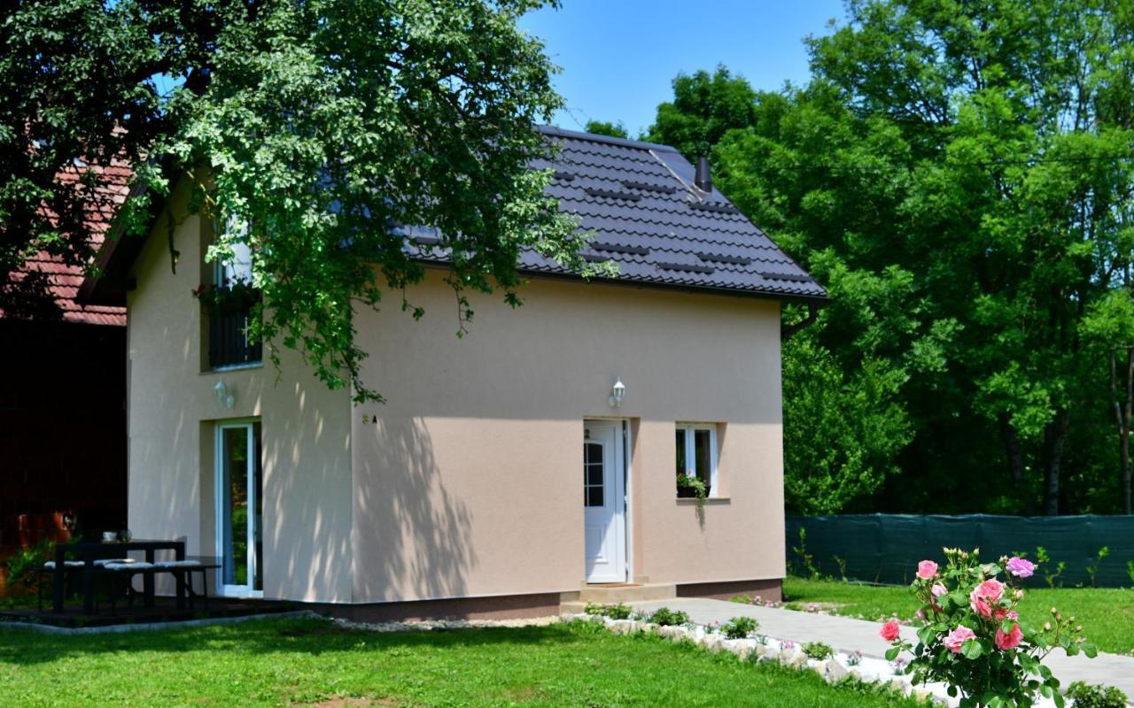 Green Linden Rakovica Exterior foto
